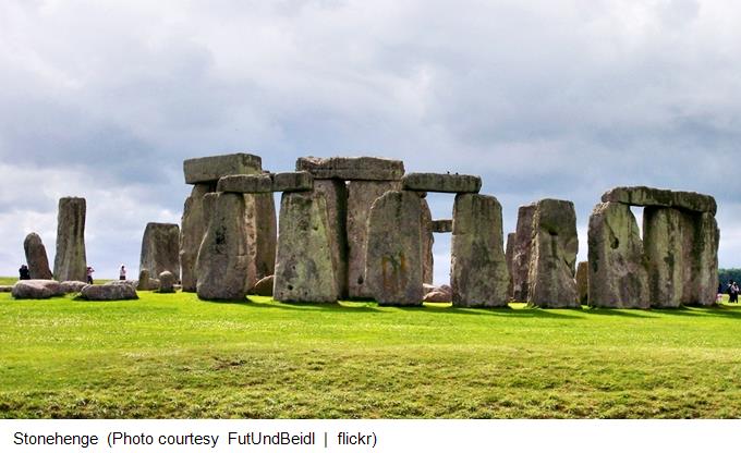 Stonehenge FutUndBeidl - flickr (680x385_Captioned